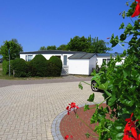Chalet Seazon O1 Buren  Exterior photo